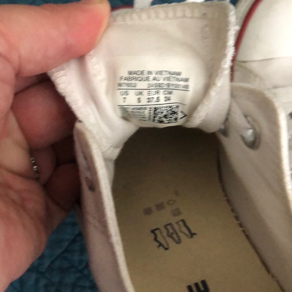 Women’s Converse Chuck Taylor All Star Low - Picture 4 of 6